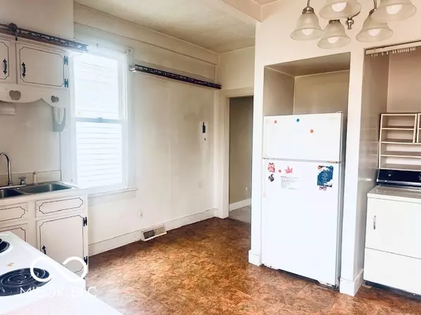 Tell City, IN 47586,1037 14th ST