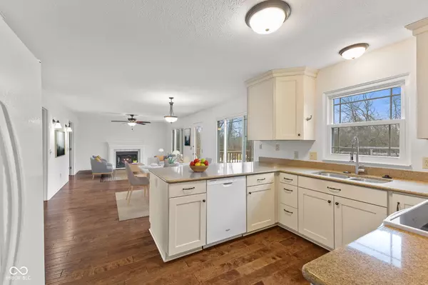 8937 Waterton PL Fishers, IN 46038