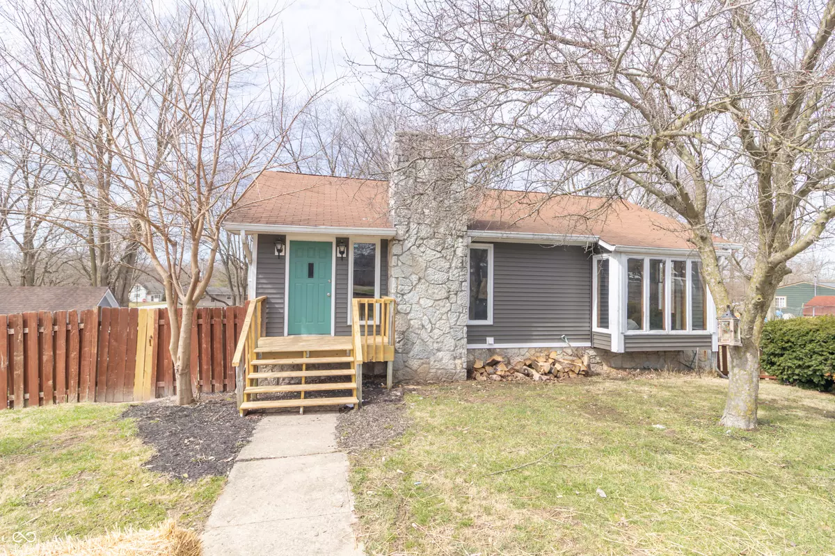 Noblesville, IN 46060,953 S 5th ST