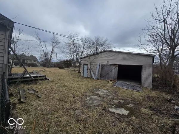 Muncie, IN 47303,2420 N Macedonia AVE