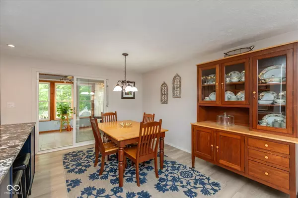 Indianapolis, IN 46250,9462 Bent Brook DR
