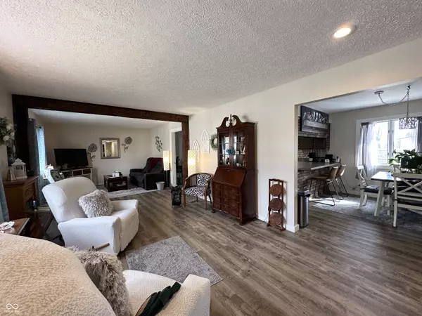 Bainbridge, IN 46105,105 S Green ST