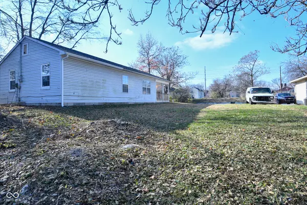 Indianapolis, IN 46222,557 N Traub AVE