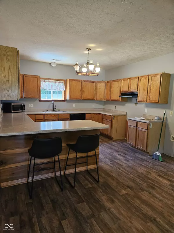 Reelsville, IN 46171,6854 S County Road 650 W