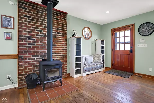 Boggstown, IN 46110,7916 W 275 N