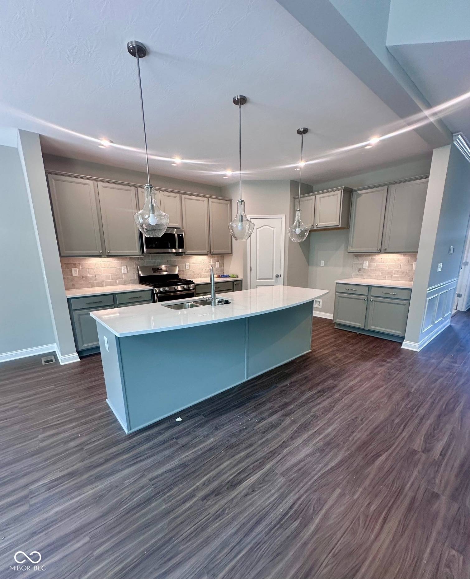 Avon, IN 46123,6887 Oakdale LN