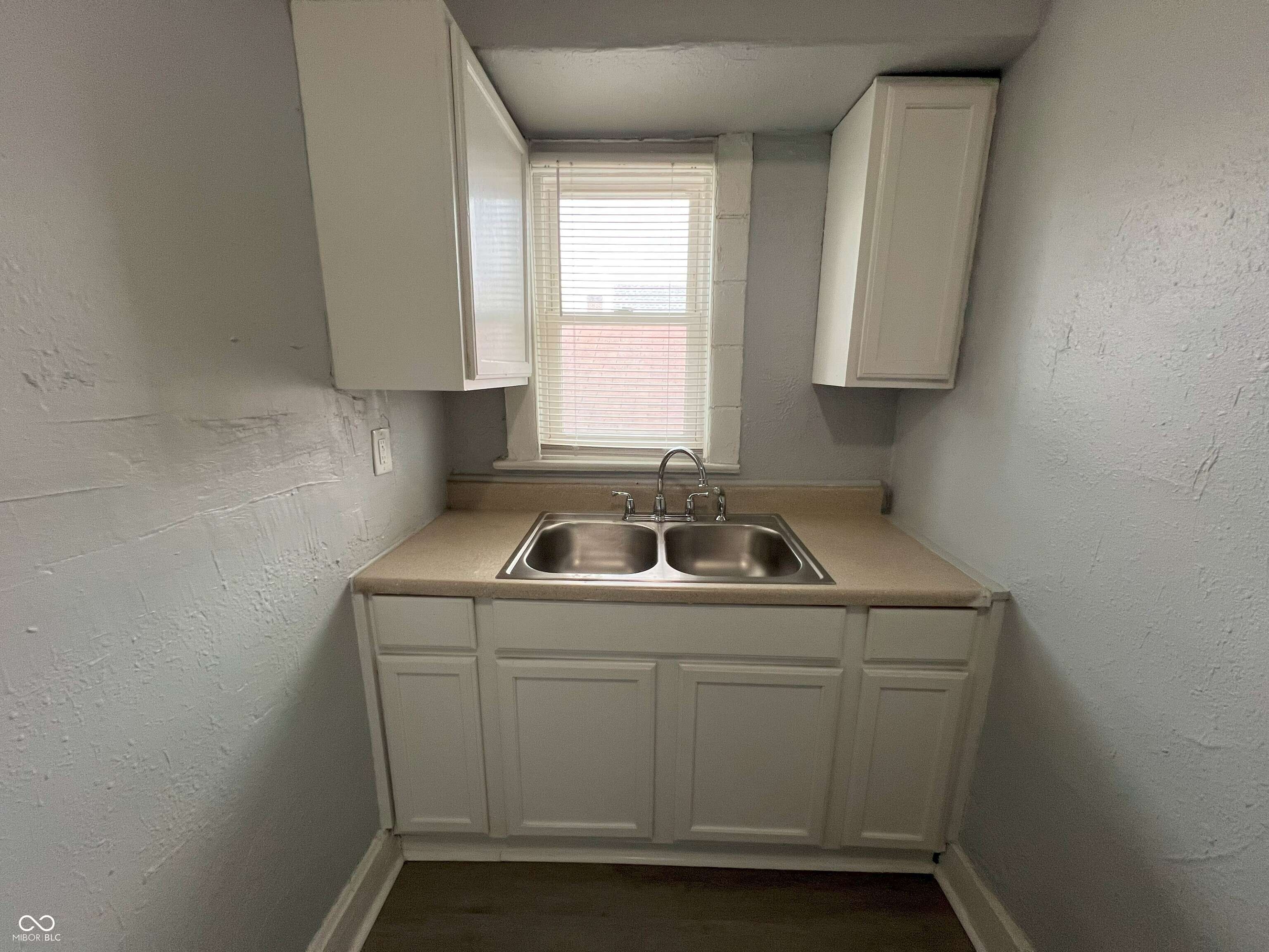 Indianapolis, IN 46201,4224 Unit 4 E Washington ST