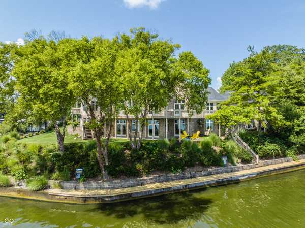 1326 White Water CT, Cicero, IN 46034