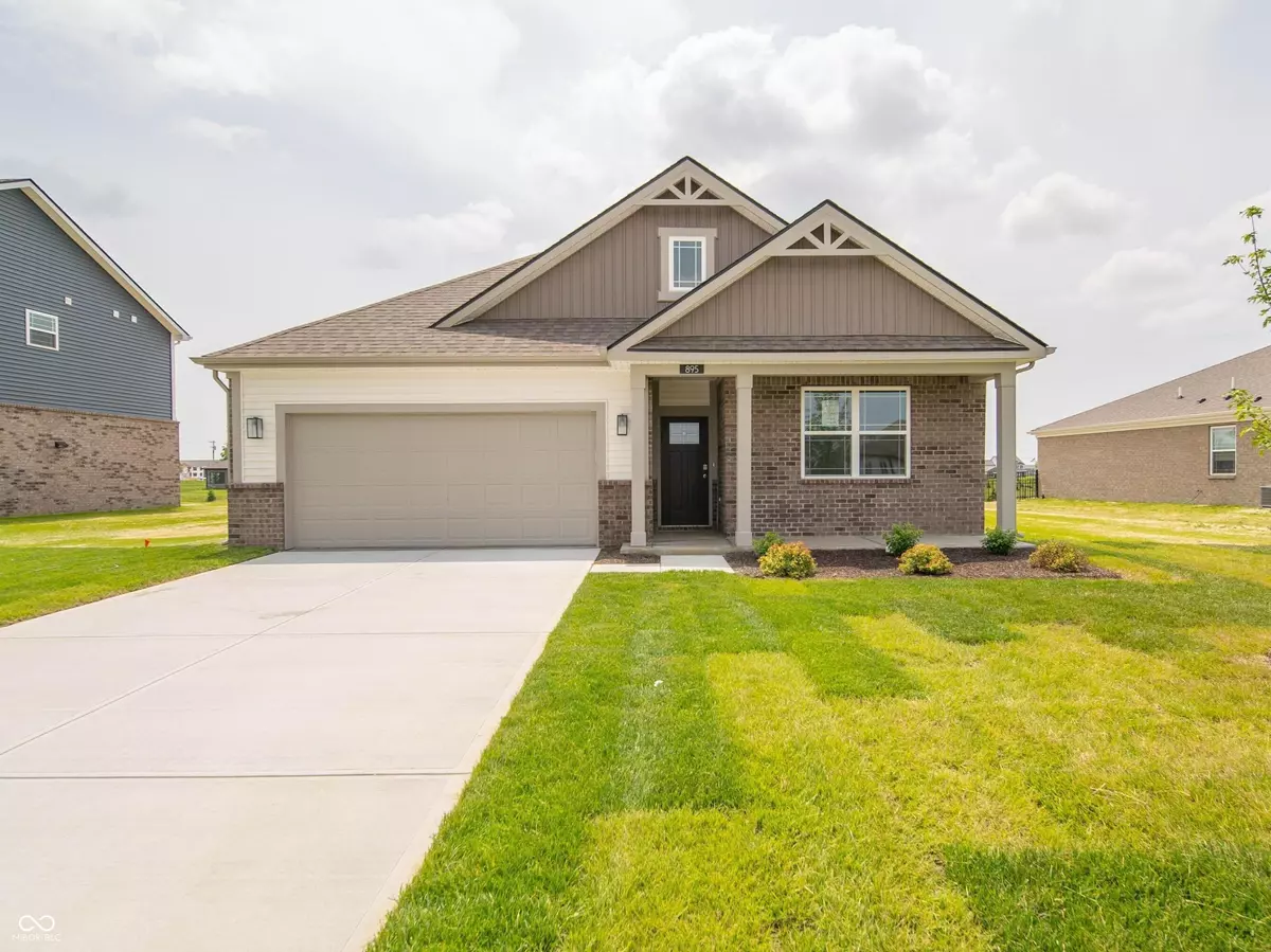Whiteland, IN 46184,895 Saddlebrook Farms BLVD