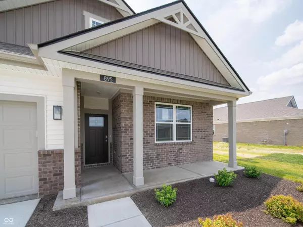 Whiteland, IN 46184,895 Saddlebrook Farms BLVD