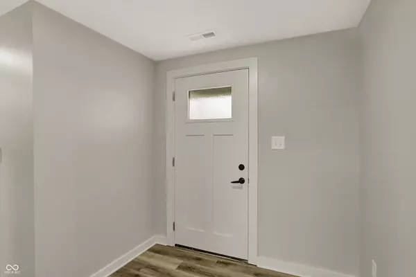 Greenfield, IN 46140,2264 Walnut ST W