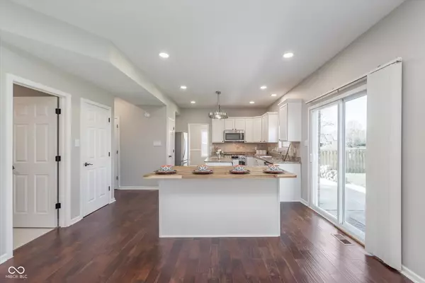 Zionsville, IN 46077,4421 Brittany DR