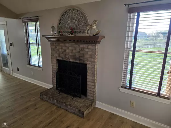 Trafalgar, IN 46181,52 Spring Lake CT