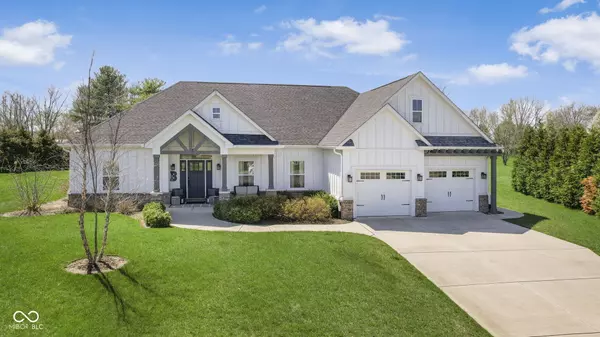 978 S Fairway Village CT,  Greenfield,  IN 46140