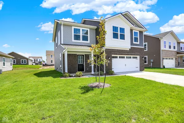 Greenfield, IN 46140,2209 Boxwood DR