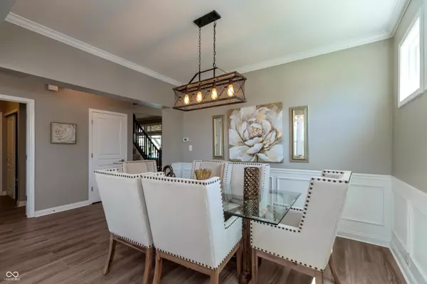 Avon, IN 46123,2325 Silver Rose DR