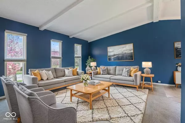 Indianapolis, IN 46256,8235 Picadilly LN