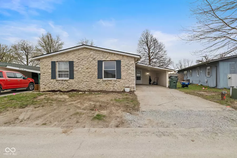 49 Fountain Lake DR, Greenfield, IN 46140