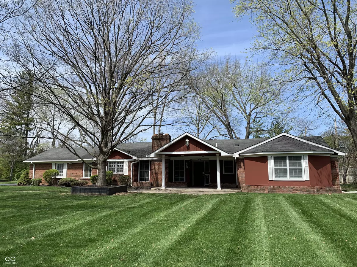 Indianapolis, IN 46260,426 Oakwood DR