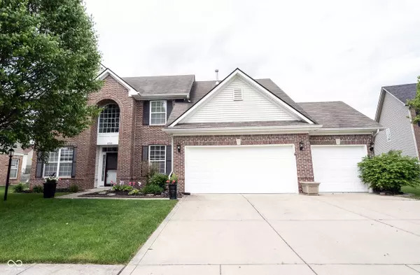 8748 N Autumnview DR, Mccordsville, IN 46055