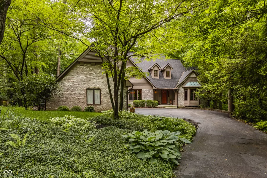 7249 Tuliptree TRL, Indianapolis, IN 46256