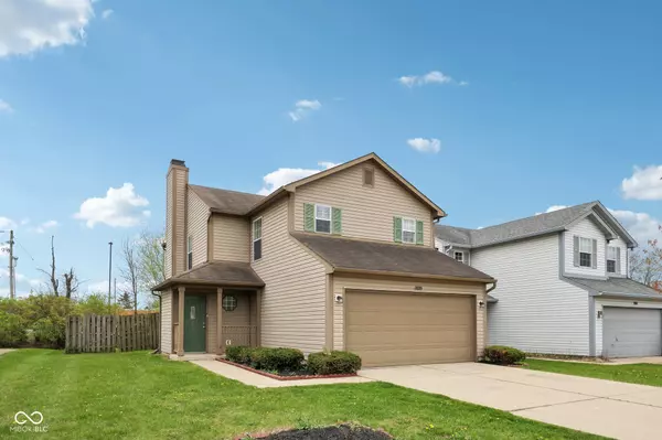 Indianapolis, IN 46229,10905 Amber Glow LN