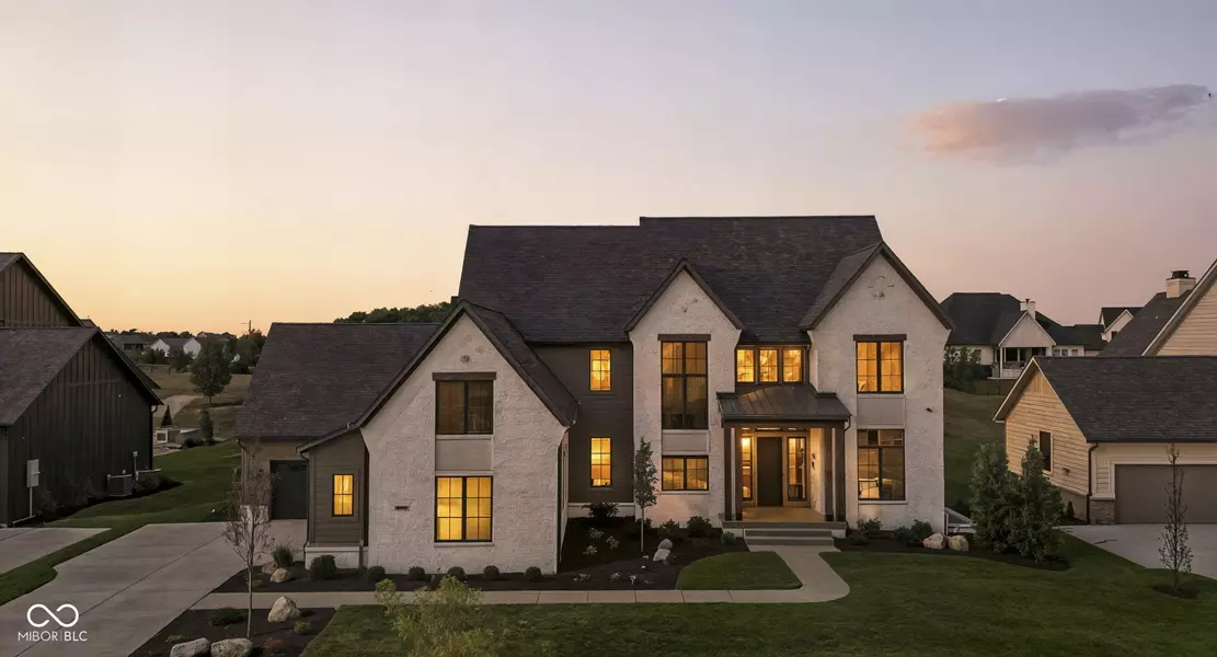 8082 Abington WAY, Zionsville, IN 46077