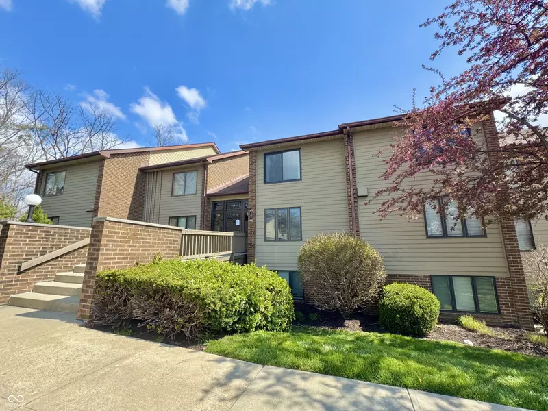 107 Knoll CT #F, Noblesville, IN 46062