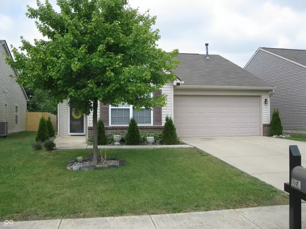 6350 Emerald Springs DR, Indianapolis, IN 46221