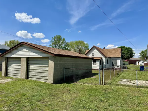 West Terre Haute, IN 47885,207 W Johnson AVE