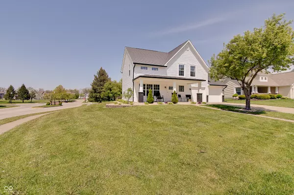 Indianapolis, IN 46235,11124 Winterwood DR
