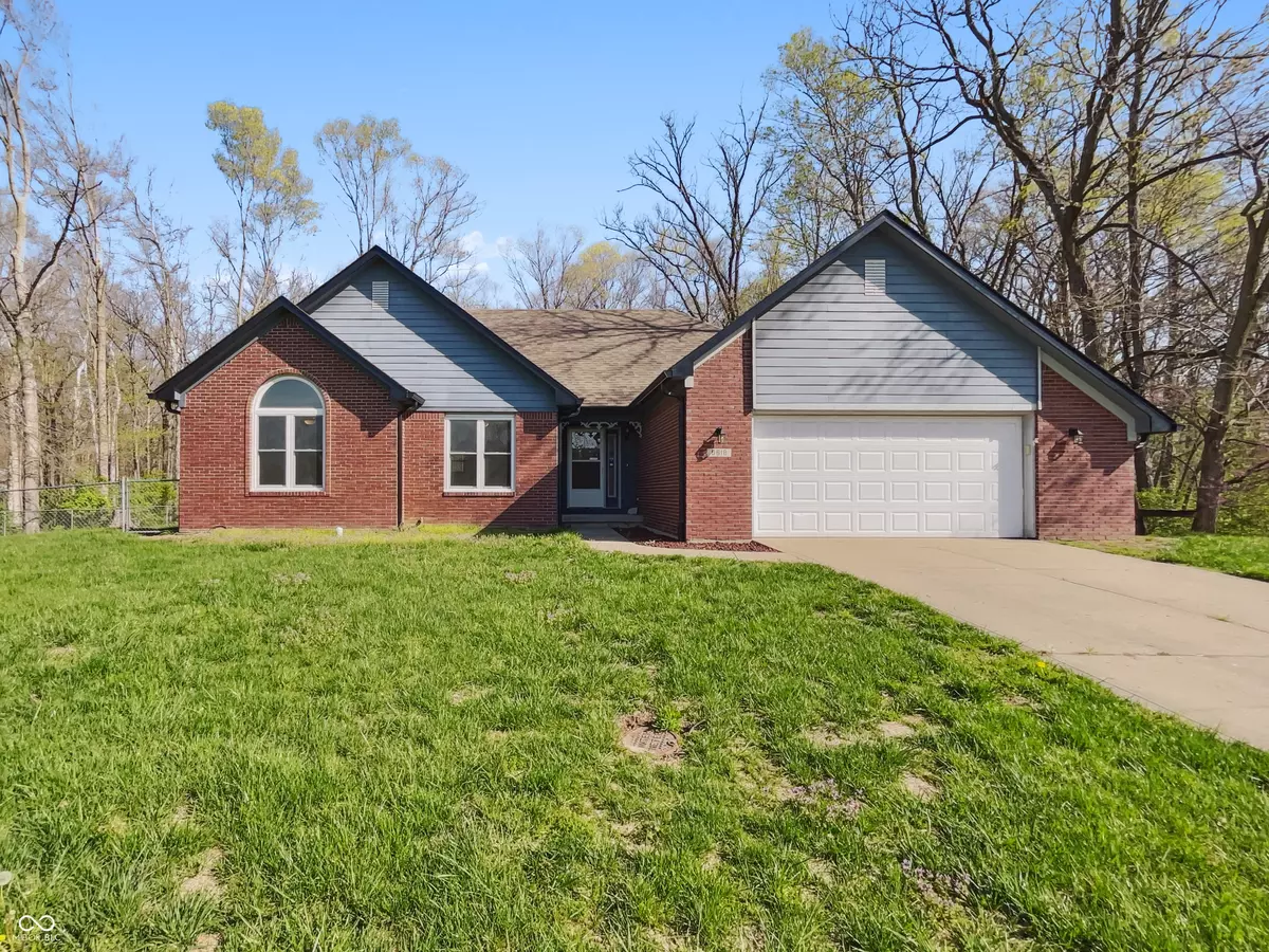 Avon, IN 46123,6618 Crystal Springs DR