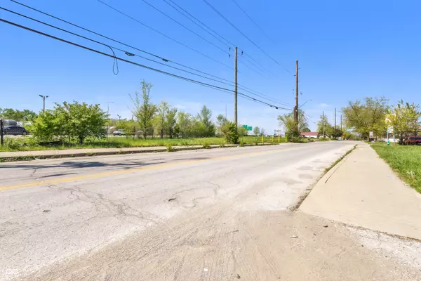 Indianapolis, IN 46241,5814 W Washington ST
