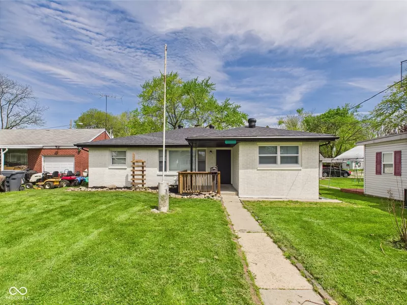 108 W Cross ST, Anderson, IN 46012