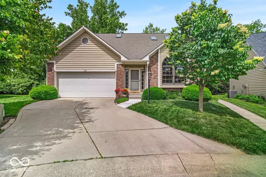 65 Palomino CT, Zionsville, IN 46077