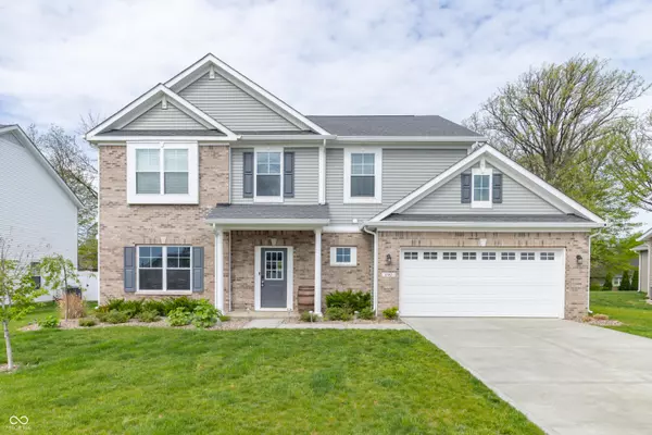 192 Lynnette WAY, Cumberland, IN 46229