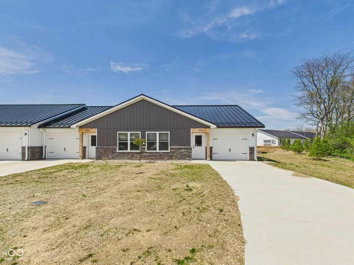 Yorktown, IN 47396,9904 W Bison DR