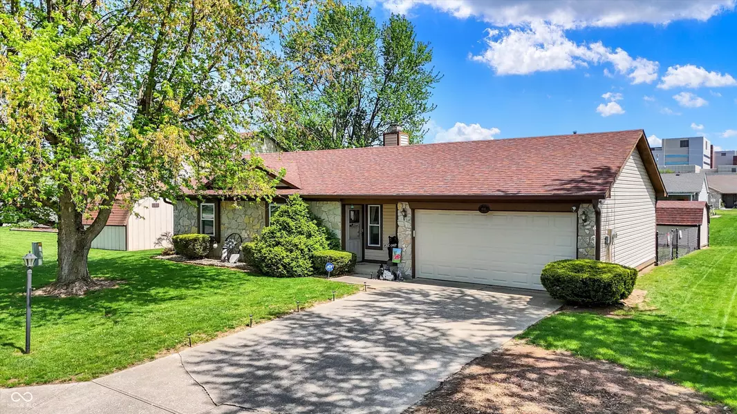 8141 Rob LN, Indianapolis, IN 46237