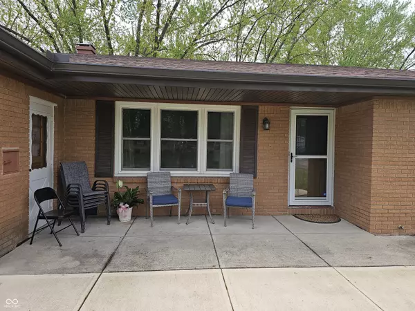 Anderson, IN 46013,5107 Saddle LN