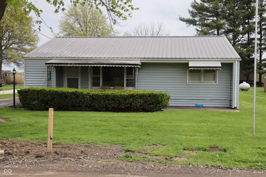 8341 N Washington ST, Sheridan, IN 46069