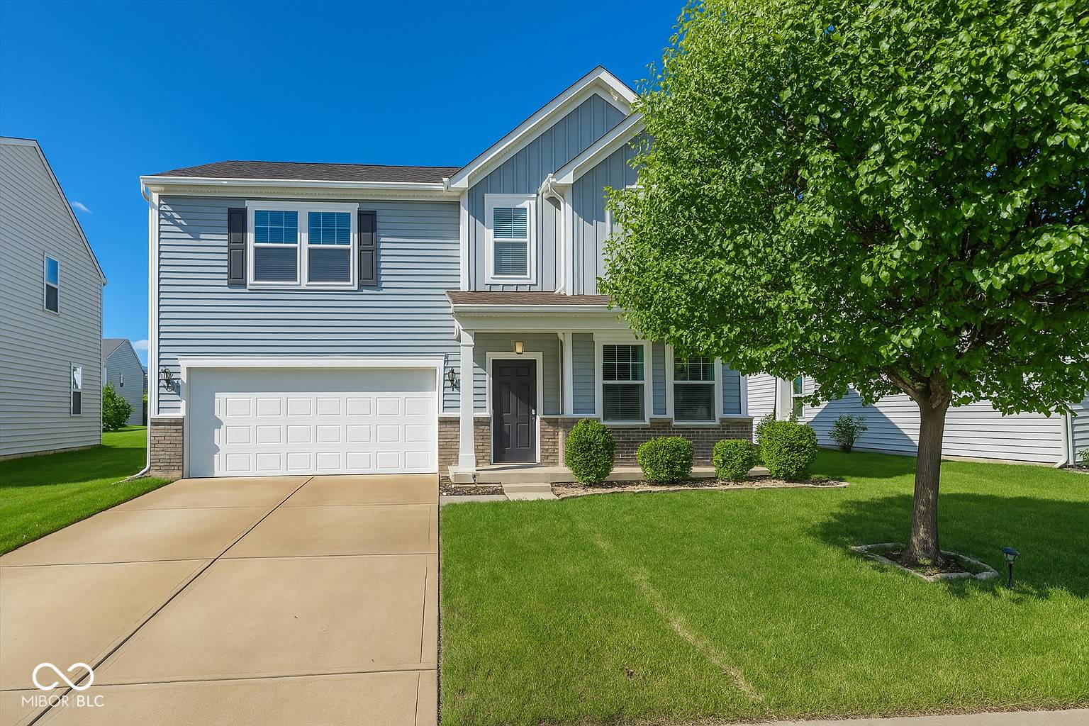 2006 Creek Bank DR, Columbus, IN 47201