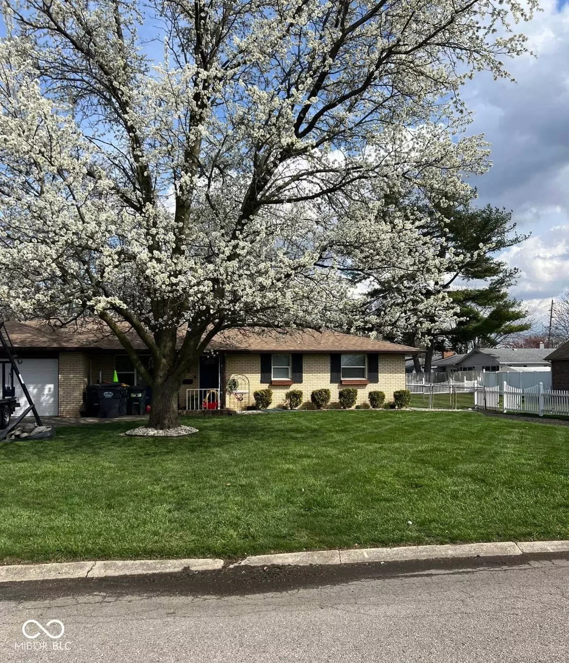 Anderson, IN 46013,5218 Fletcher ST