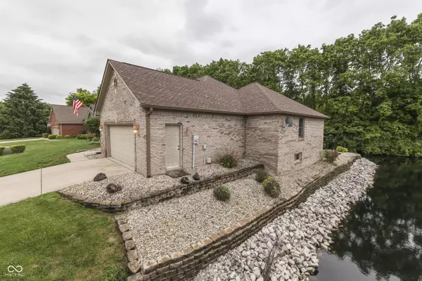 Greenwood, IN 46142,5499 Steven DR