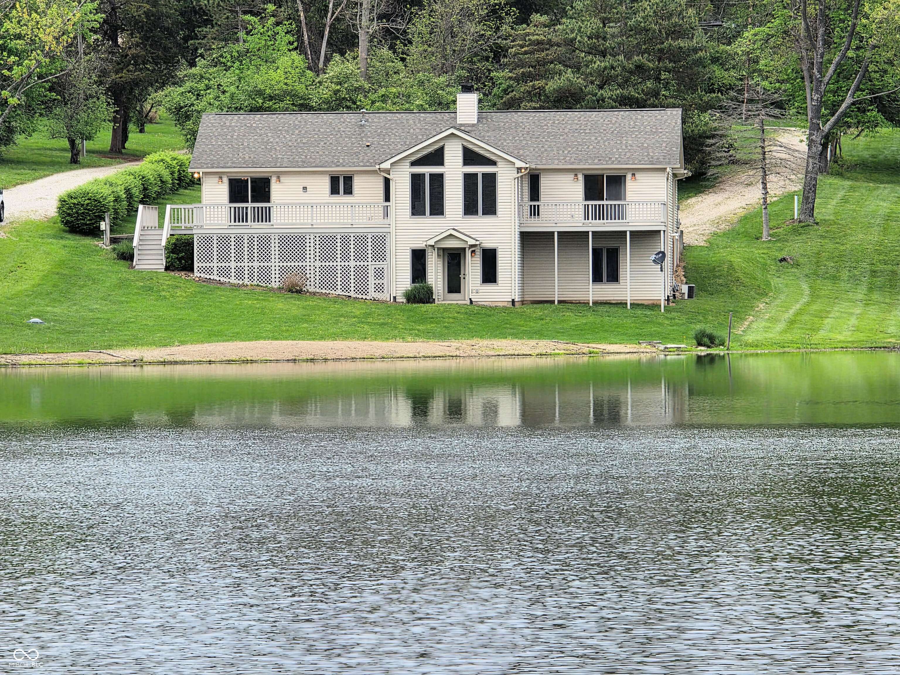 515 E Hoover DR, Nineveh, IN 46164
