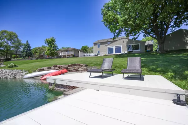 Columbus, IN 47203,3829 Waycross DR