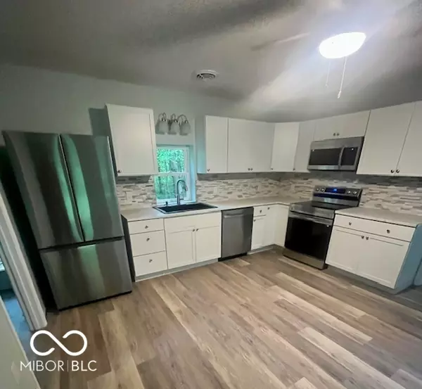 Commiskey, IN 47227,5120 S County Road 400 W