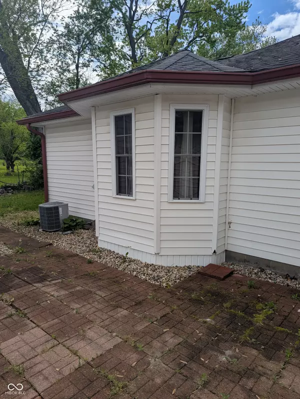 Indianapolis, IN 46227,5043 Harway CT