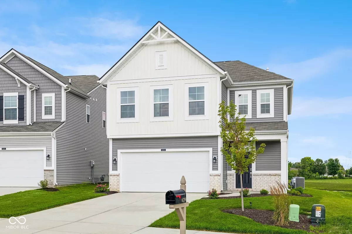 Indianapolis, IN 46237,6219 Medina Spirit DR