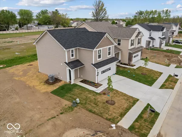 Shelbyville, IN 46176,558 Plowman DR