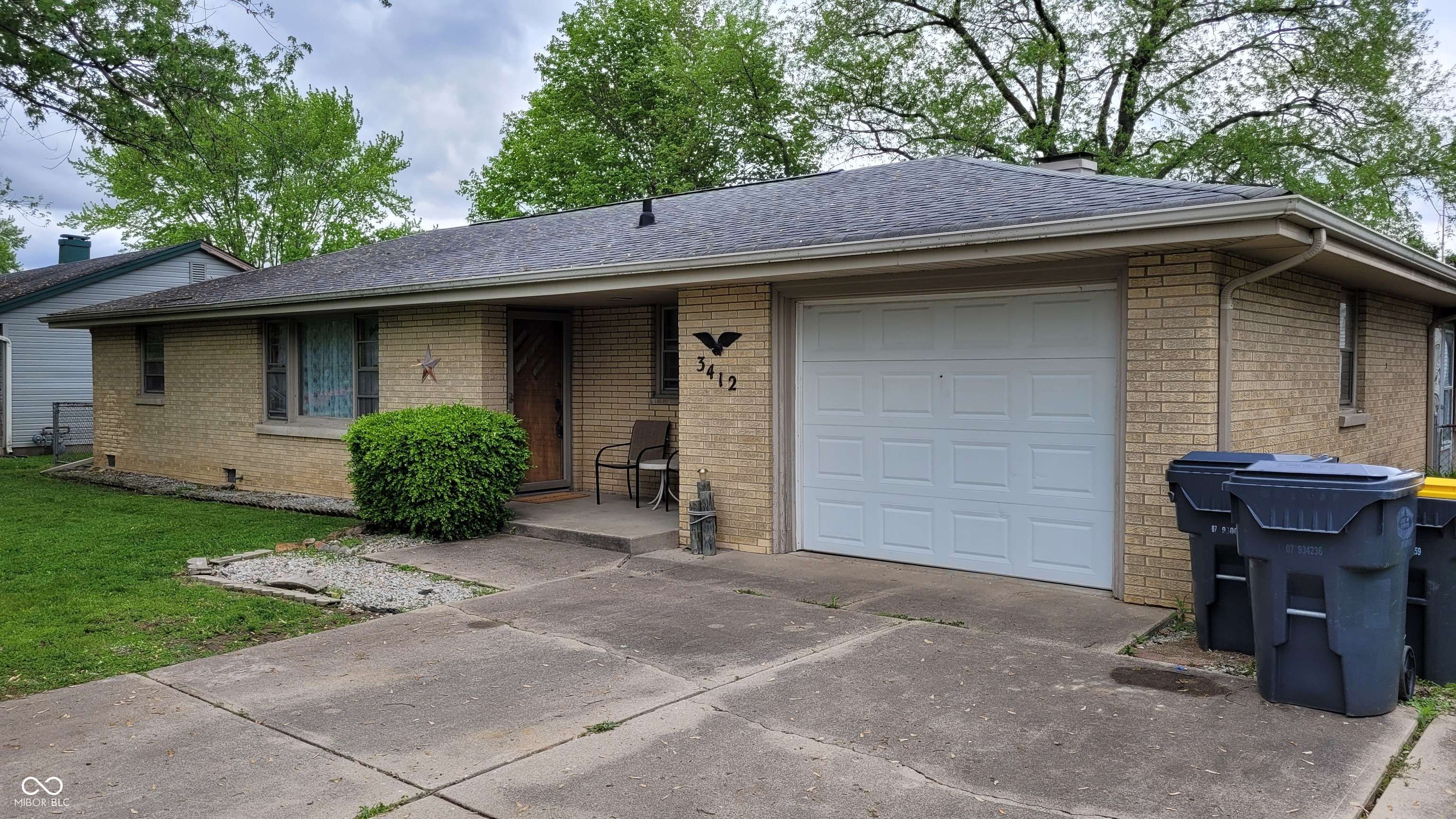 Anderson, IN 46013,3412 Loral DR